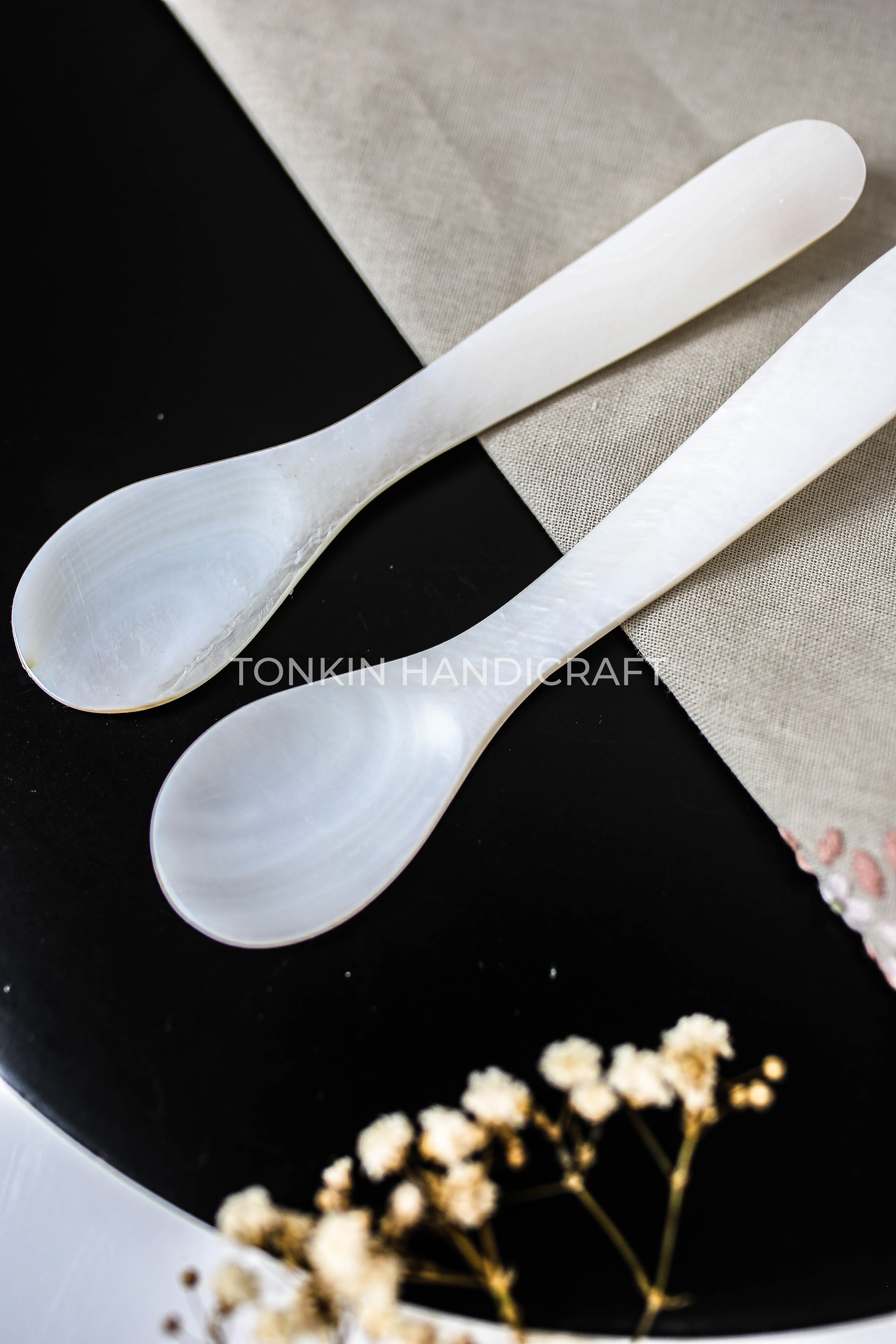 Personalized Mother of Pearl Caviar Spoon 03 copy - TONKIN HANDICRAFT