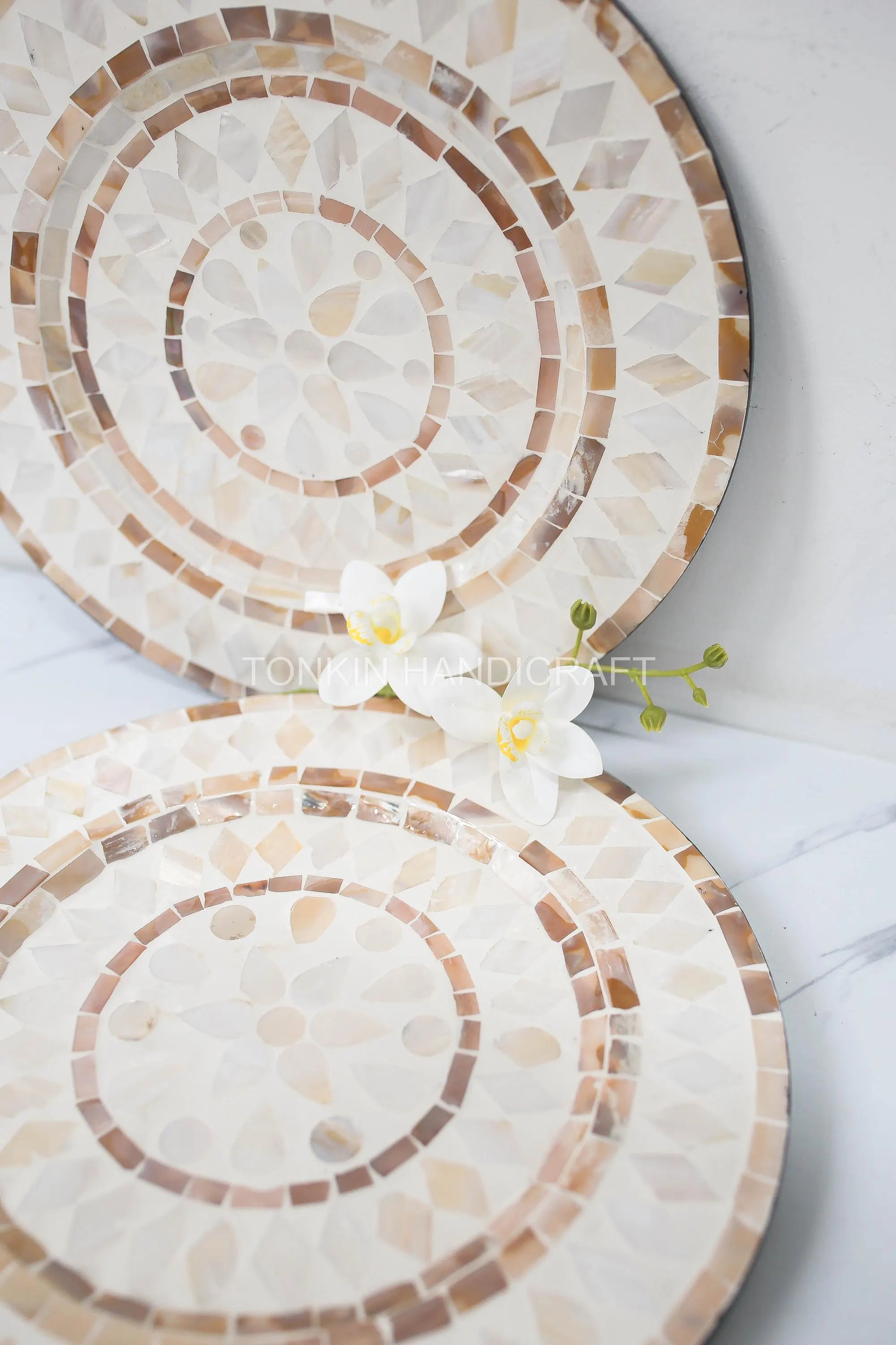 Mother of Pearl Placemat 12