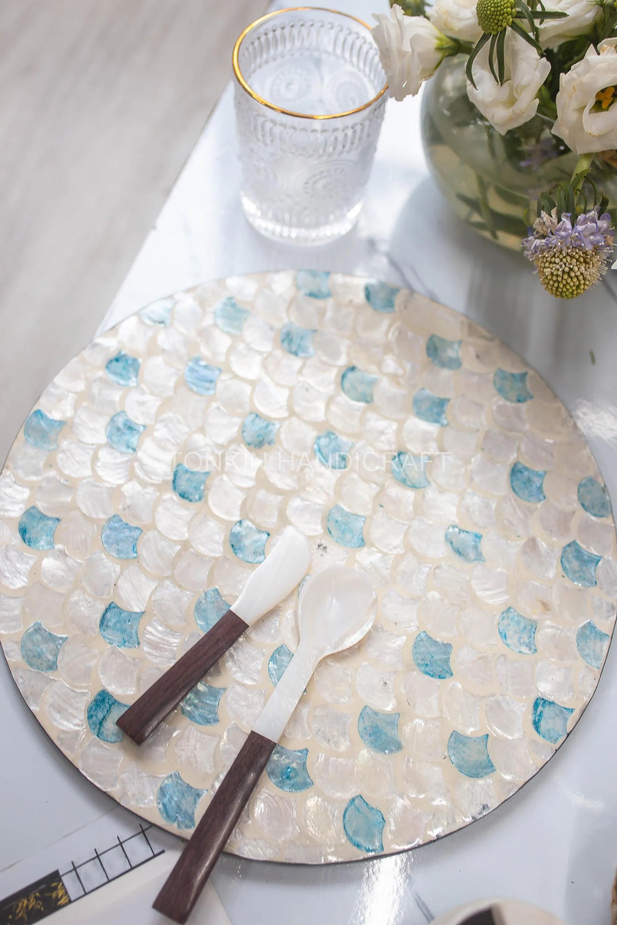 Mother of Pearl Placemat 10