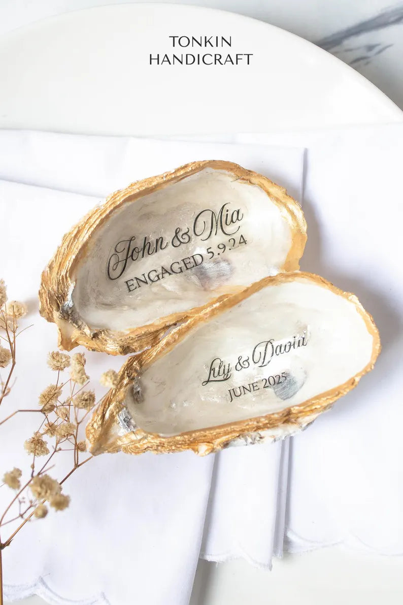 Wholesale Gold Oyster Shell Place Cards