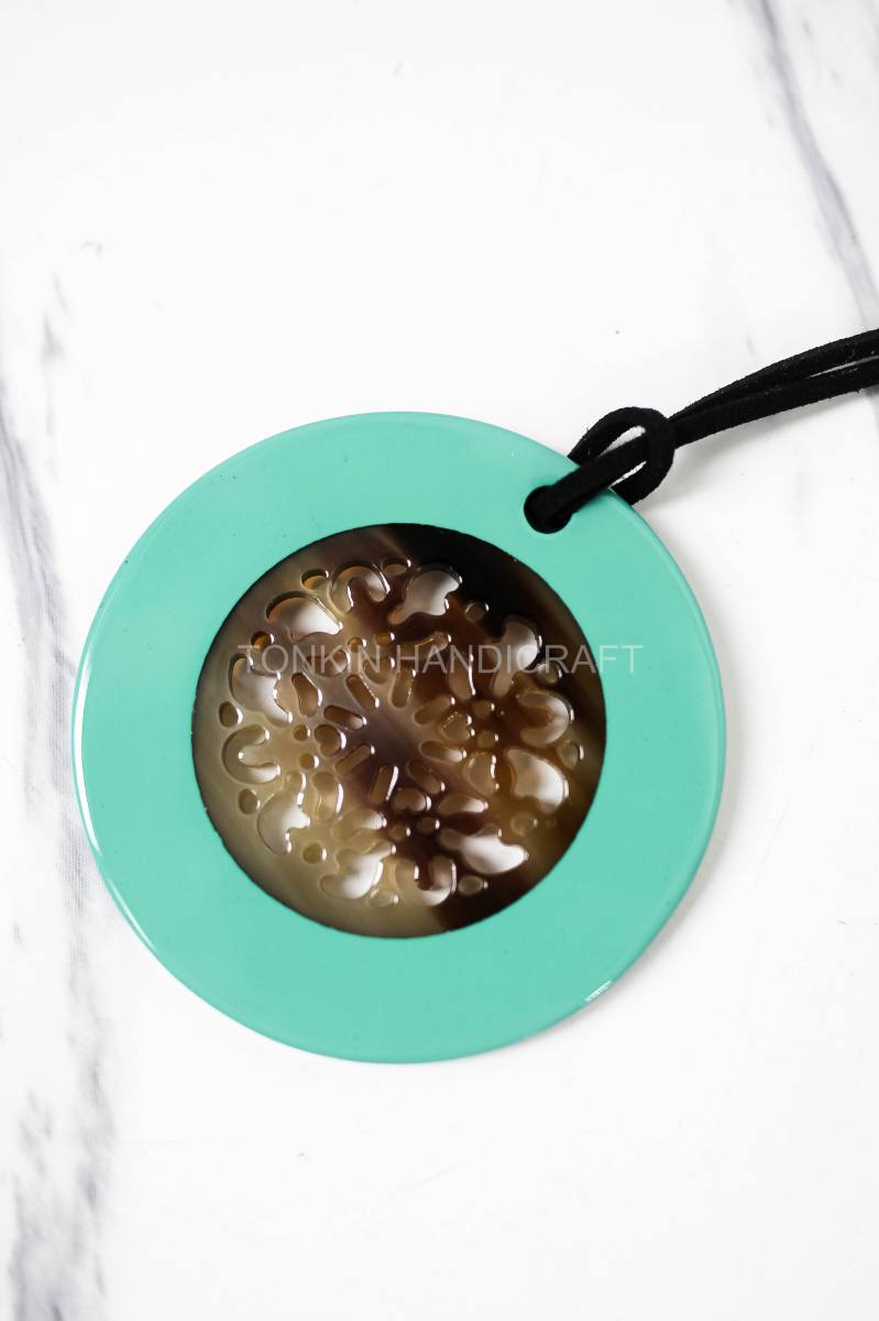 Mint Buffalo Horn Necklace Suede Leather String