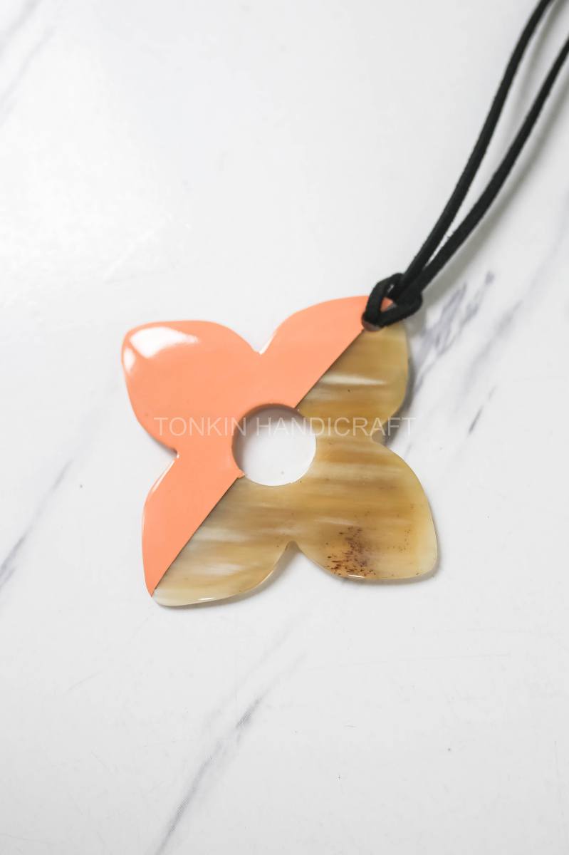 Buffalo Horn Necklace Suede Leather String