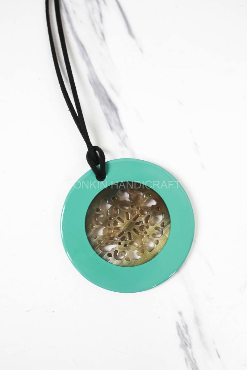 Mint Buffalo Horn Necklace Suede Leather String