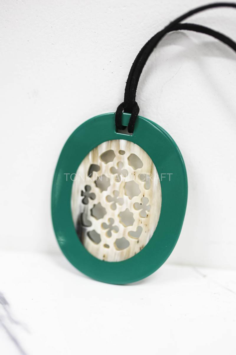 Mint Buffalo Horn Necklace Suede Leather String