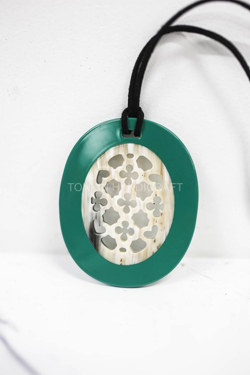 Mint Buffalo Horn Necklace Suede Leather String