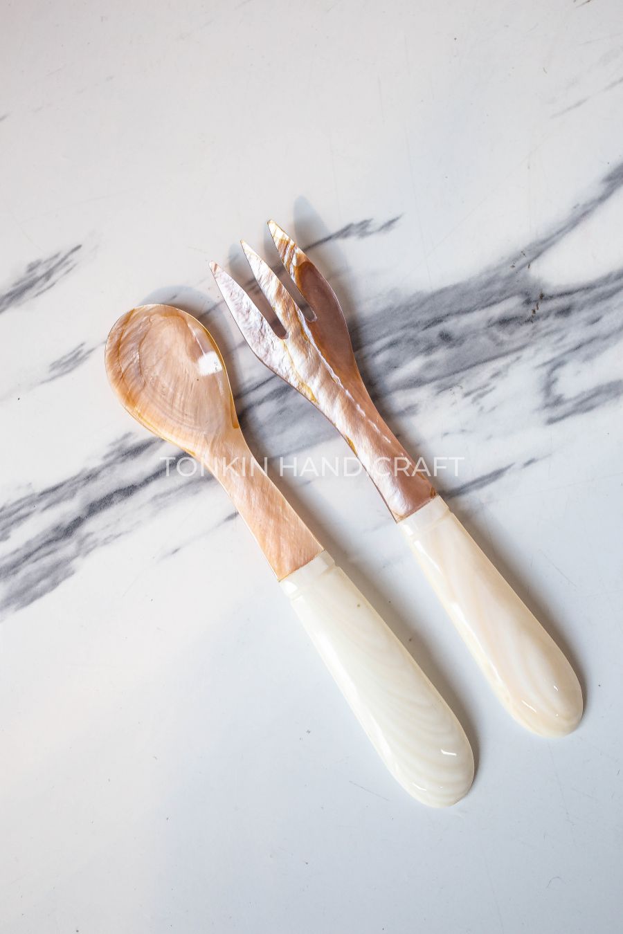 Set of 2 Personalized Hong Mother of Pearl Seashell Fork and spoon