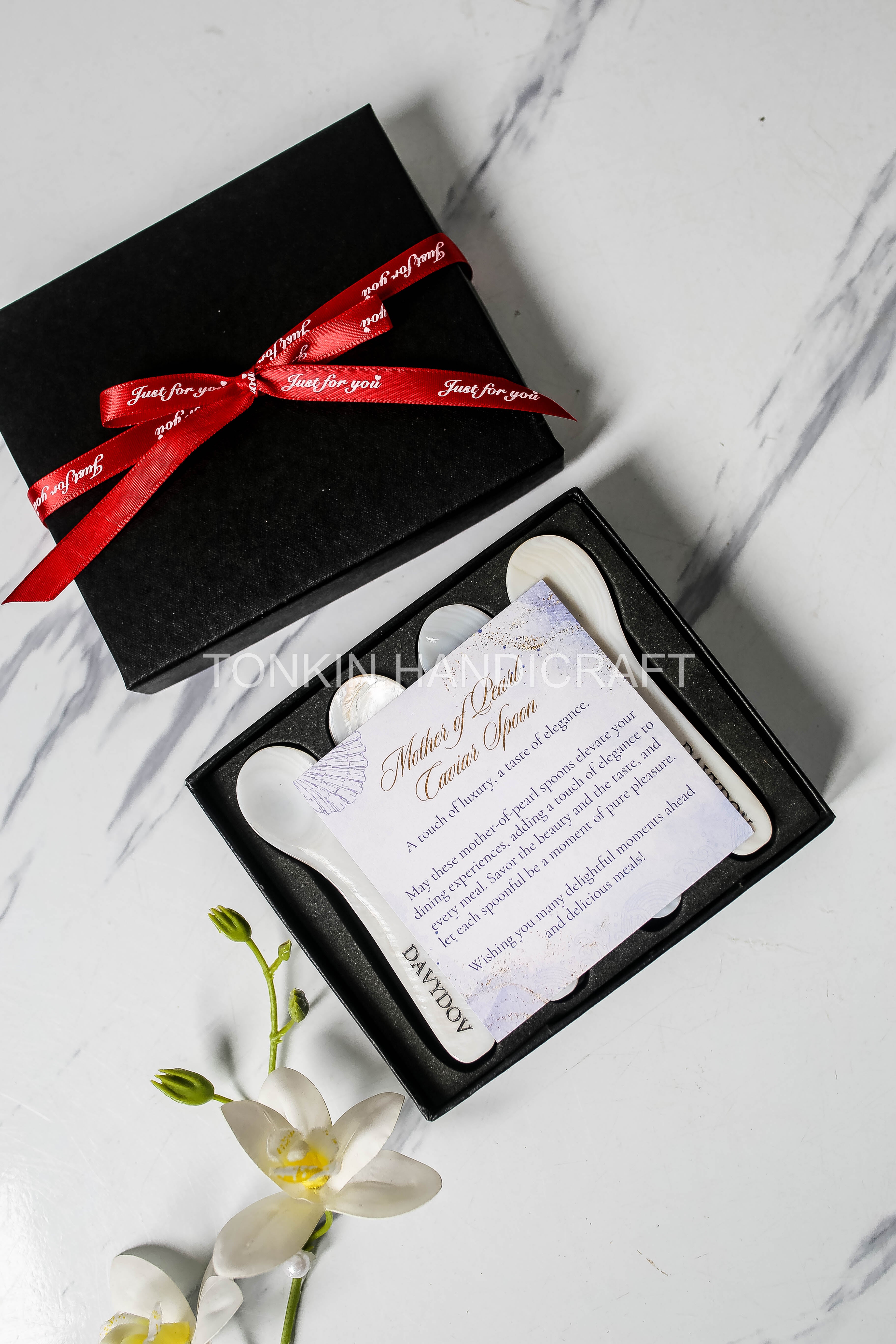 Personalized Set of 4 Mother of Pearl Caviar Spoon Gift Box