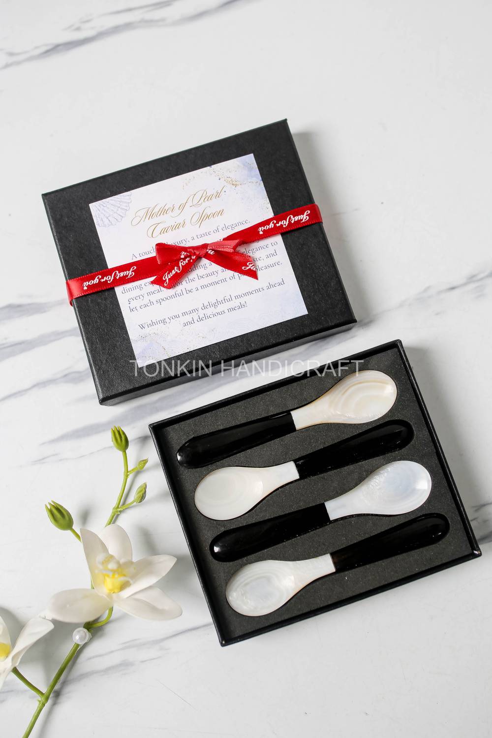 Personalized Set 4 Blak Mother of Pearl Caviar Spoon Gift Set