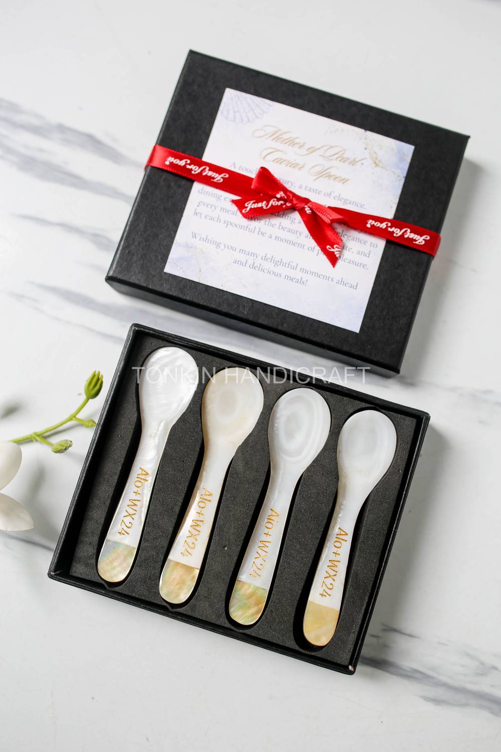 Personalized Set 4 Yell Mother of Pearl Caviar Spoon Gift Box