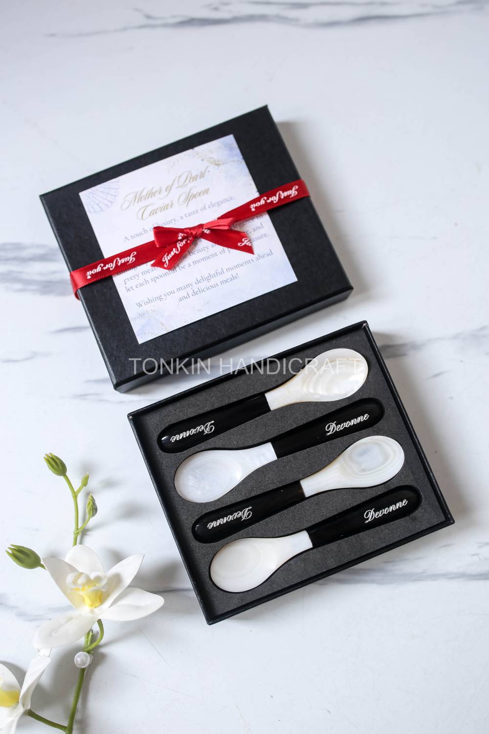 Personalized Set 4 Blak Mother of Pearl Caviar Spoon Gift Set