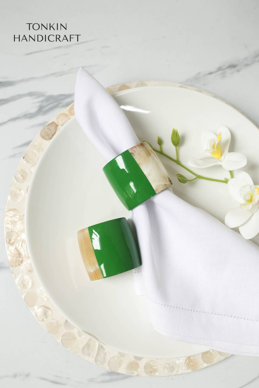 Emerald Horn Long Napkin Ring