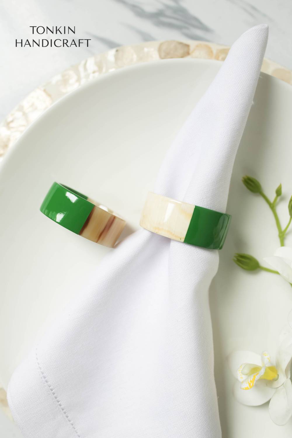 Emerald Lacquer Horn Napkin Ring