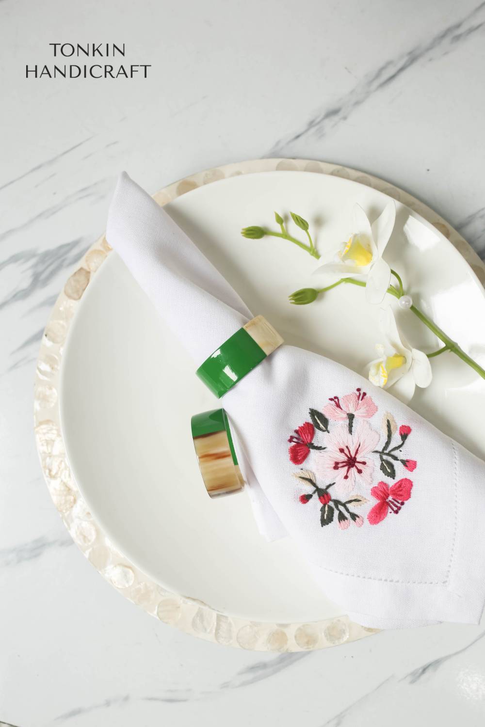 Emerald Lacquer Horn Napkin Ring