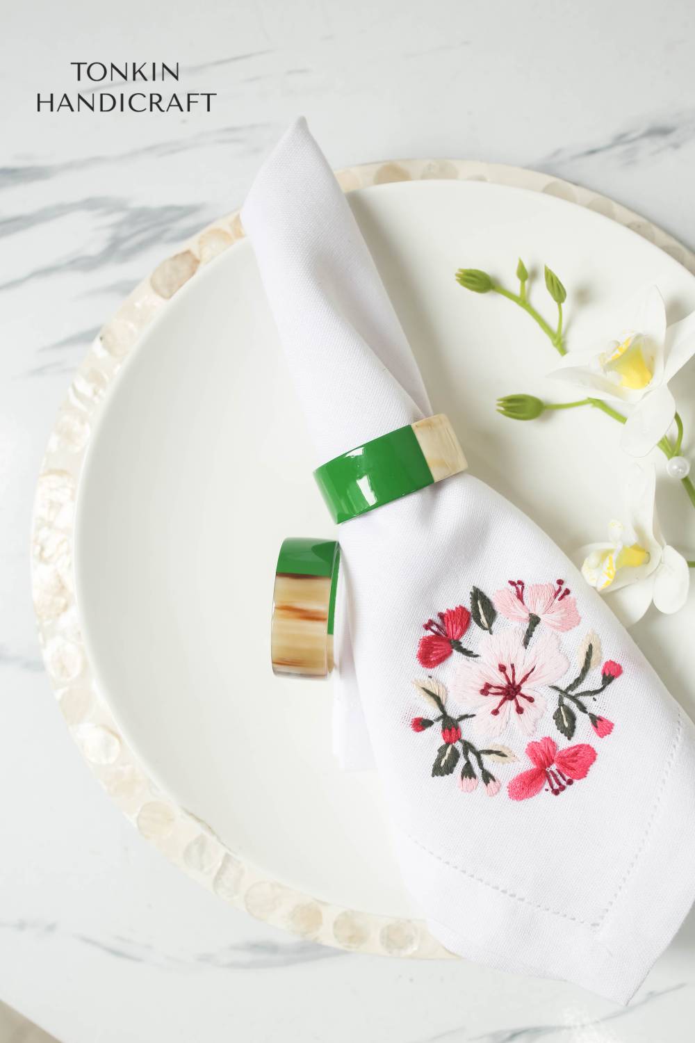 Emerald Lacquer Horn Napkin Ring