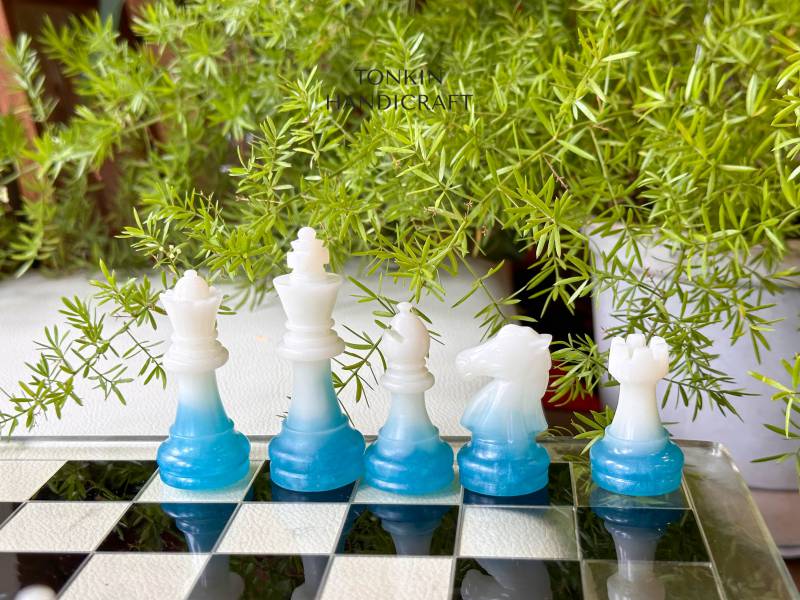 Kenn Resin Chess Set