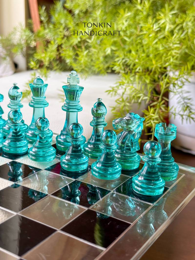 Teer Resin Chess Set