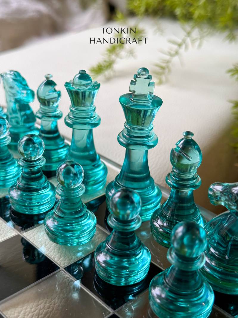 Teer Resin Chess Set