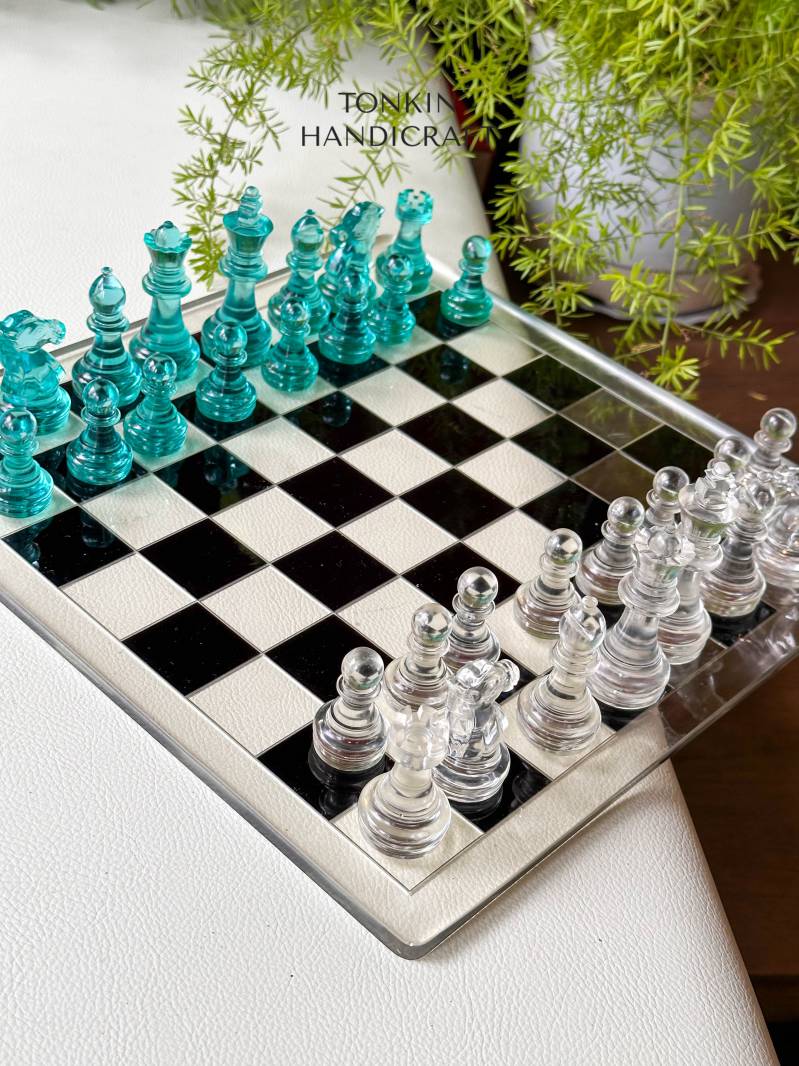 Teer Resin Chess Set