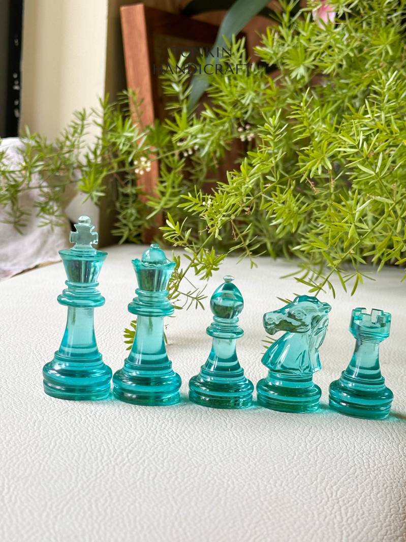 Teer Resin Chess Set