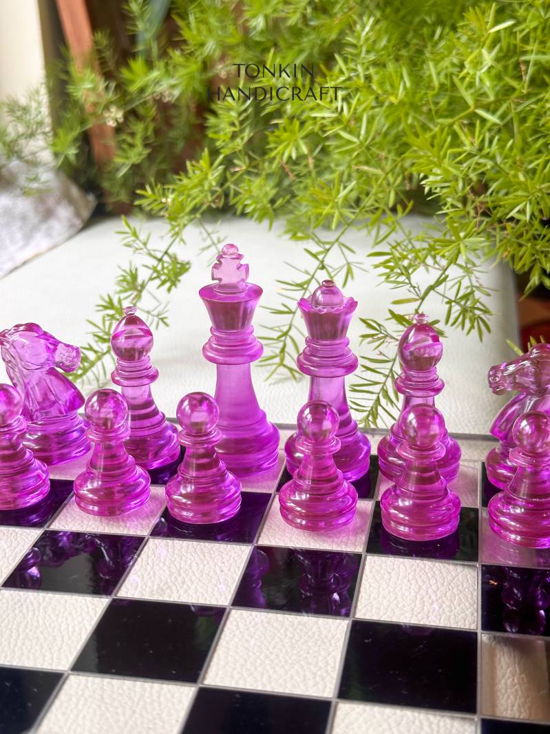 Purp Resin Chess Set