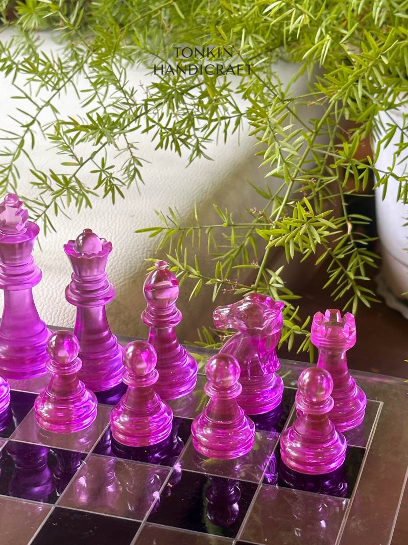 Purp Resin Chess Set