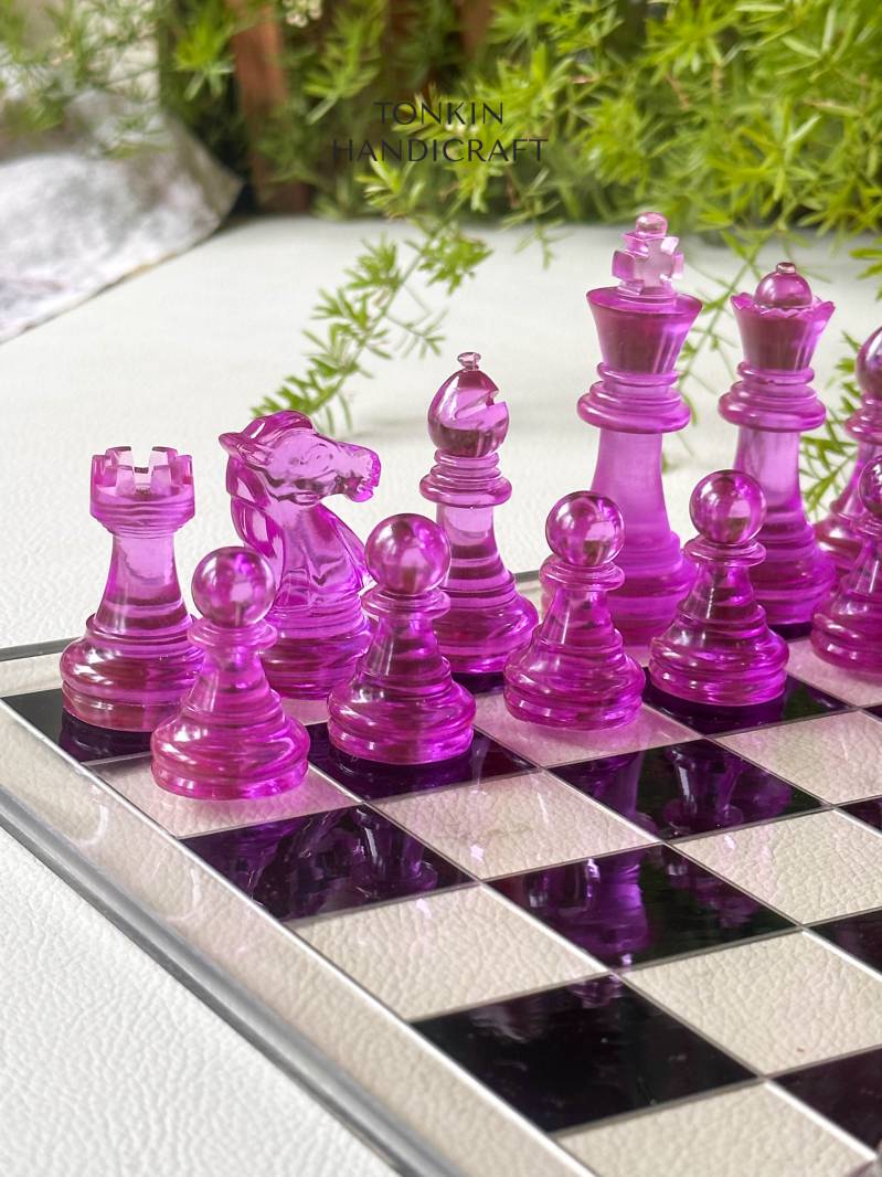 Purp Resin Chess Set