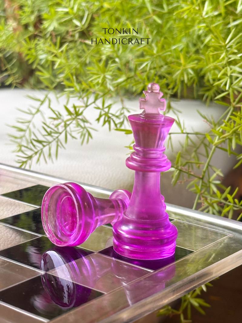 Purp Resin Chess Set