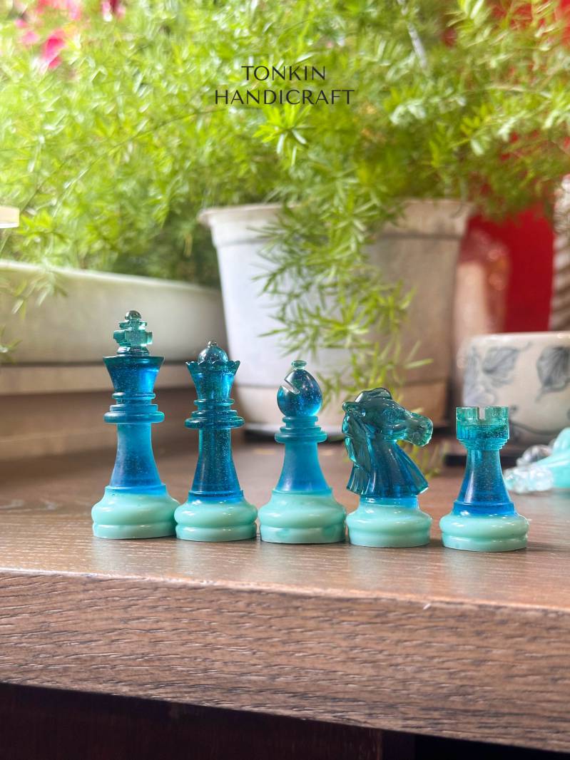 Ocea Resin Chess Set