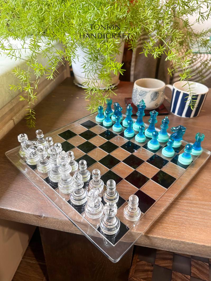 Ocea Resin Chess Set