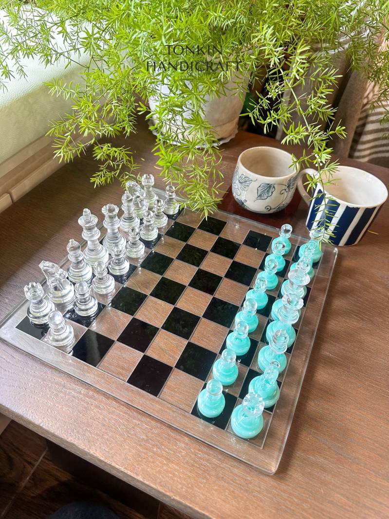 Ocea Resin Chess Set