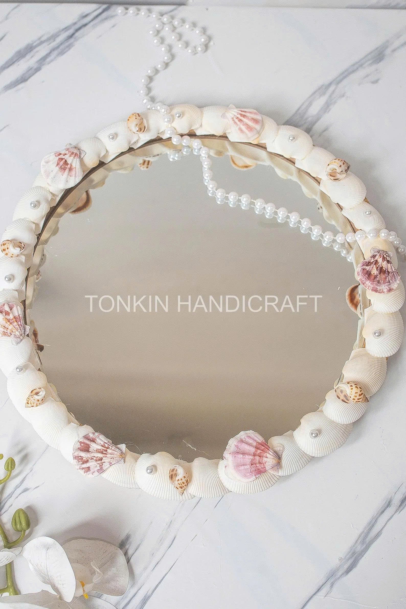 Wall Hanging Seashell Mirror 1