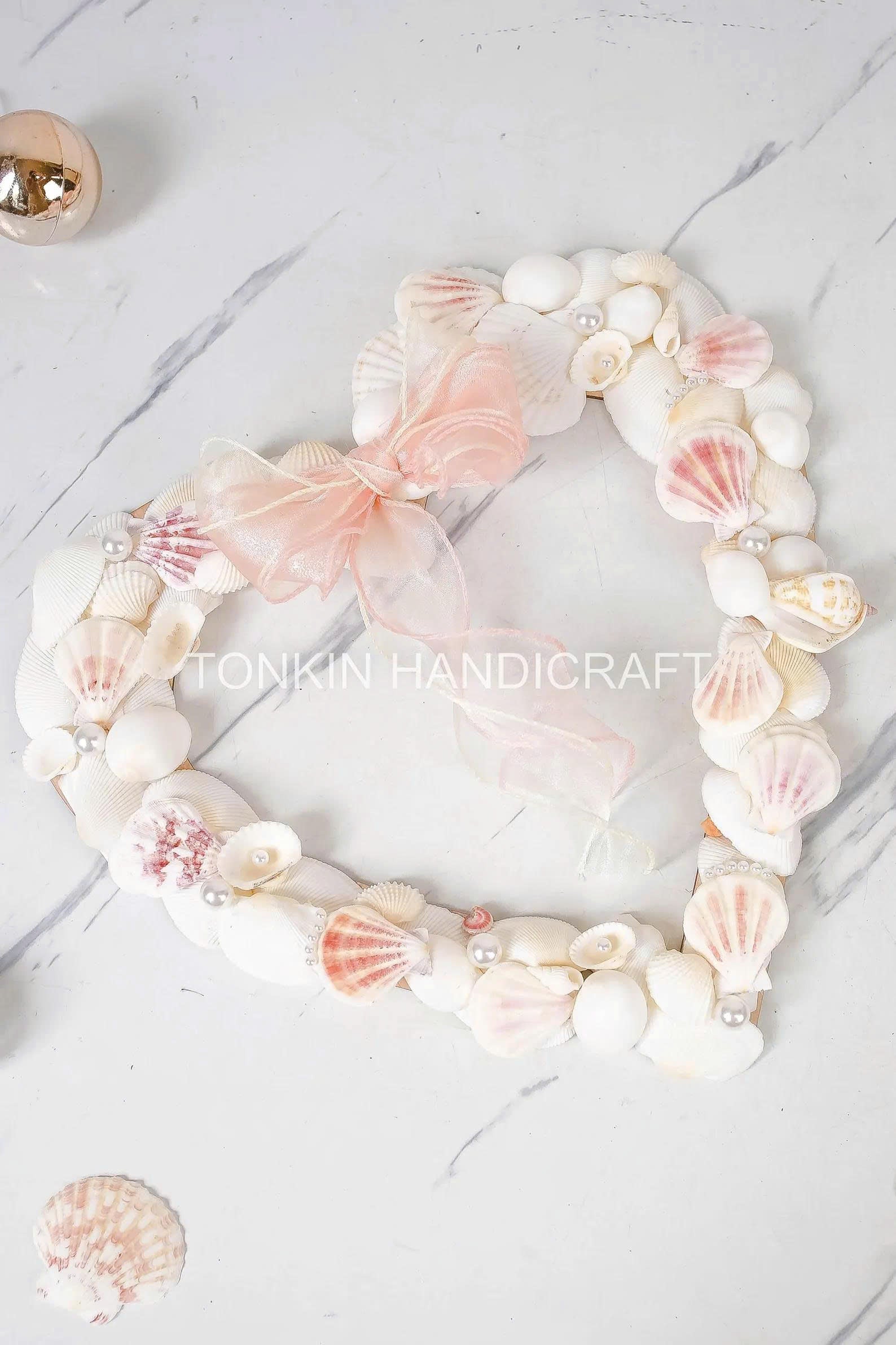 Wall Hanging Seashell Heart Wreath 1