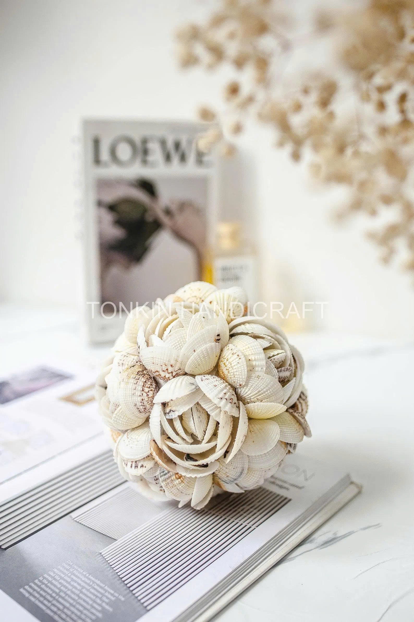 Floral Ark Shell Ball 6