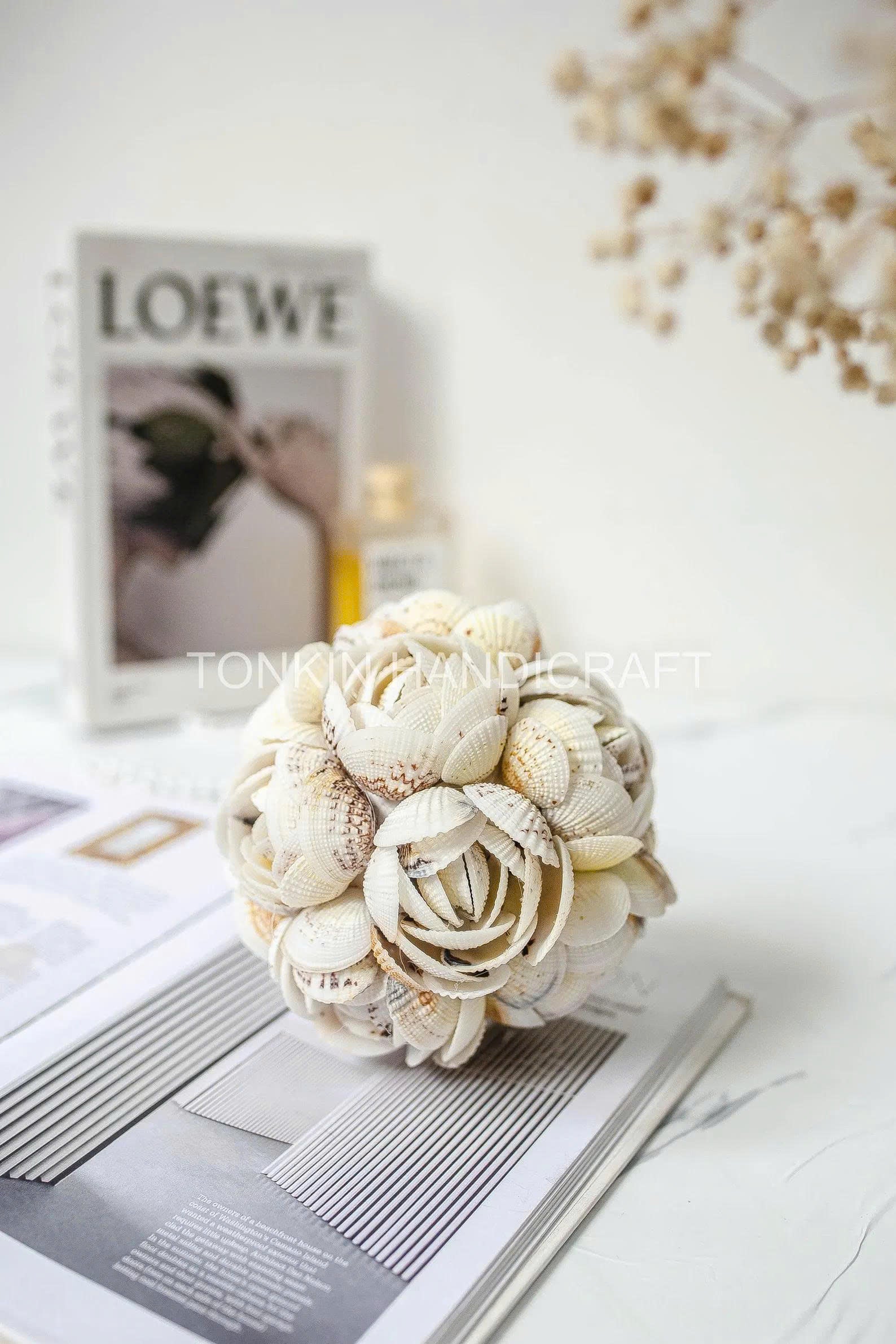 Floral Ark Shell Ball 6