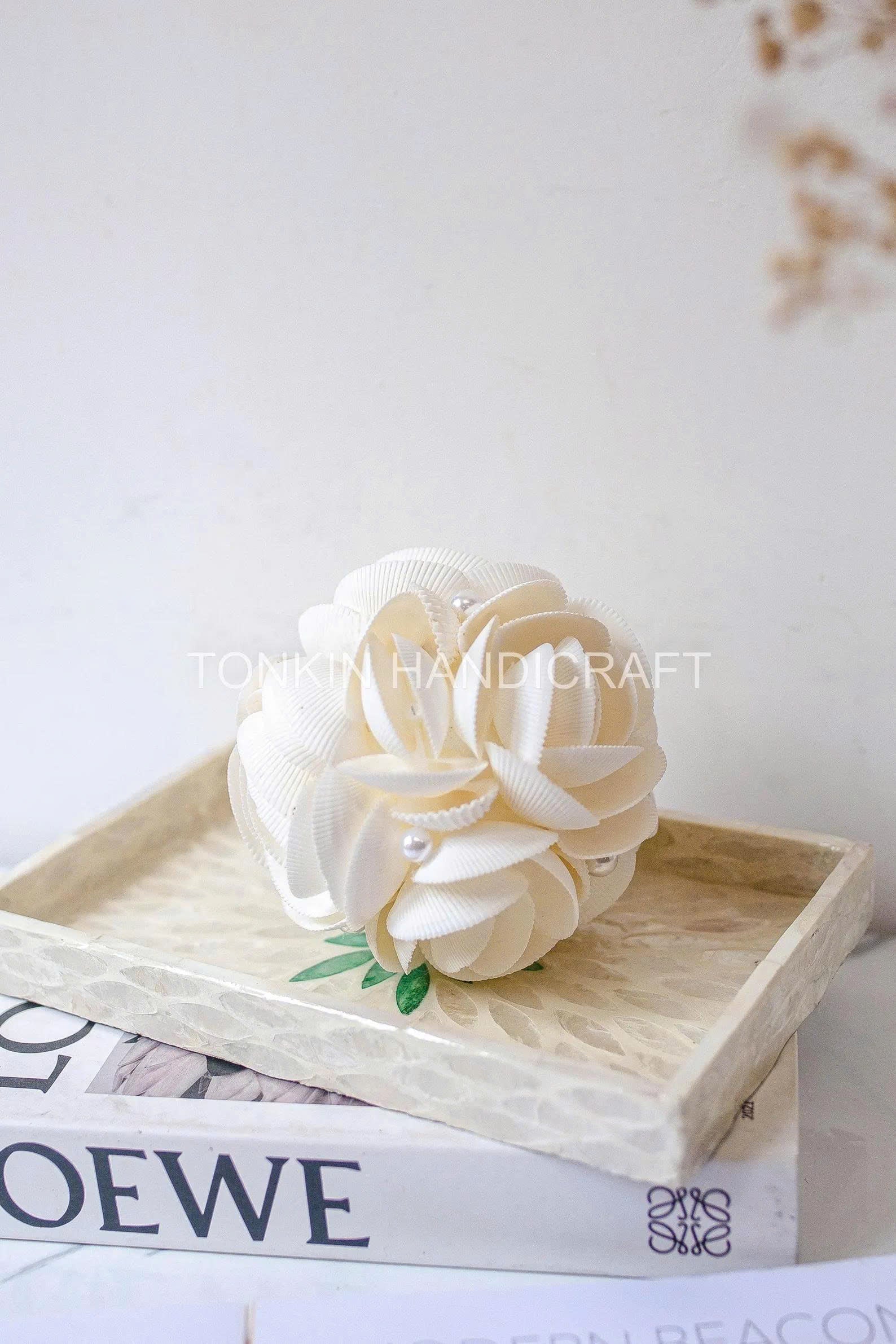 Floral Ark Shell Ball 7