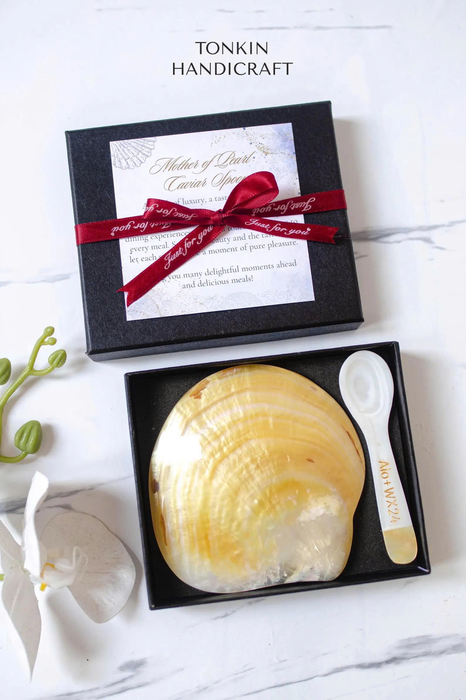 Personalized Mother of Pearl Caviar Spoon & Plate Gift Box 4
