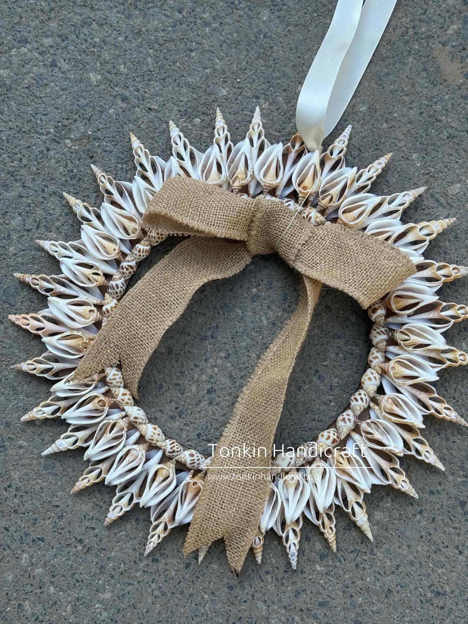 Shell Round Wreath, Christmas Oyster Wreath