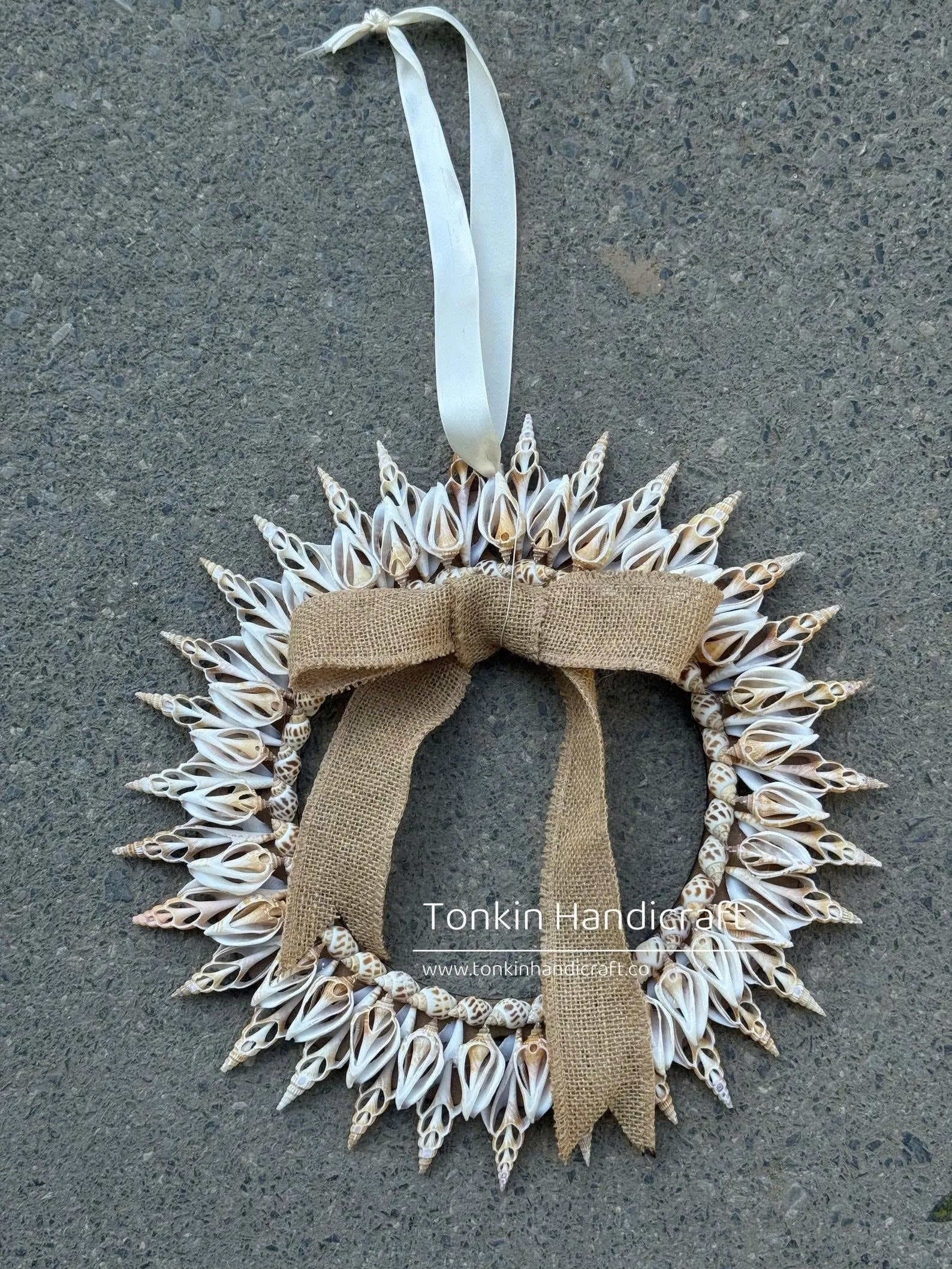 Shell Round Wreath, Christmas Oyster Wreath