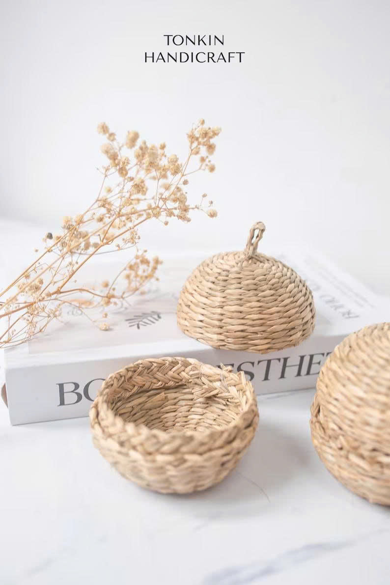Basket With Lid - TONKIN HANDICRAFT