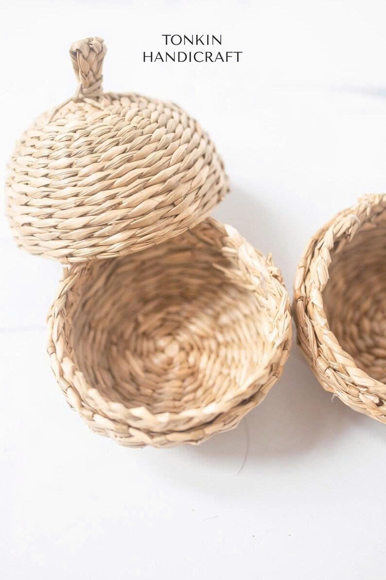 Basket With Lid - TONKIN HANDICRAFT