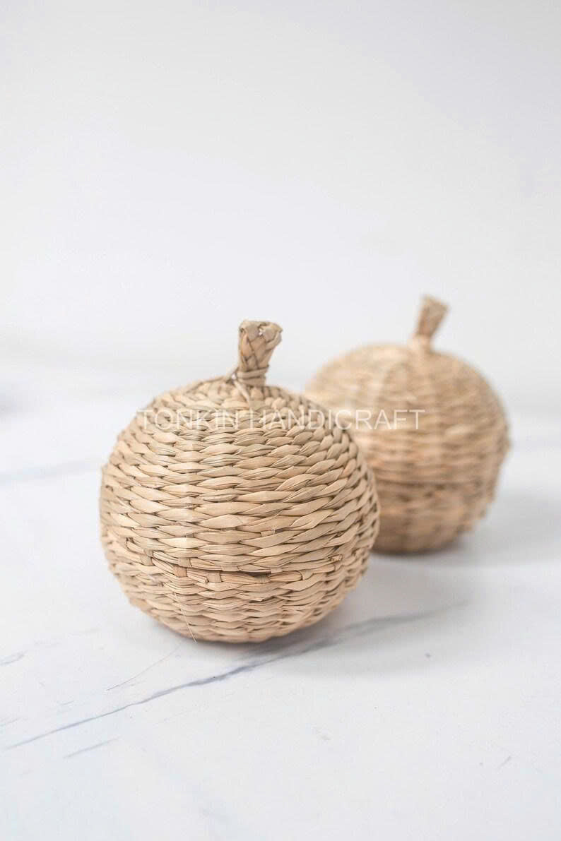 Basket With Lid - TONKIN HANDICRAFT