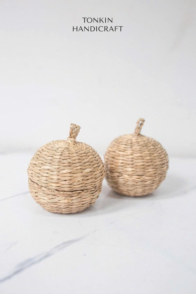 Basket With Lid - TONKIN HANDICRAFT