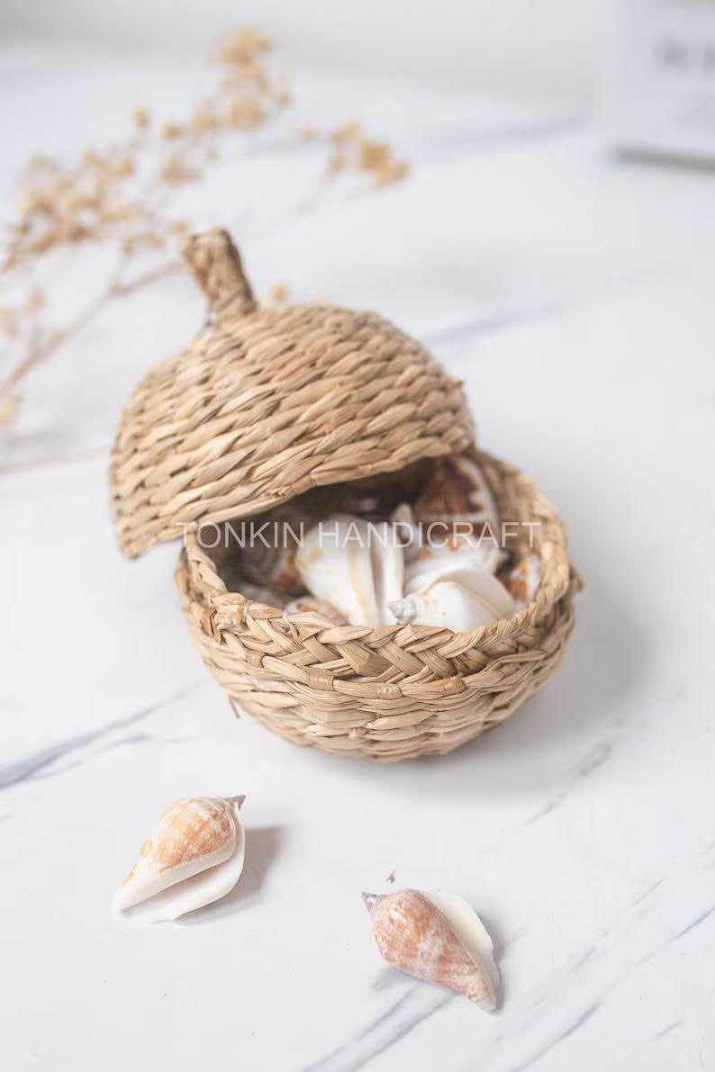 Basket With Lid - TONKIN HANDICRAFT