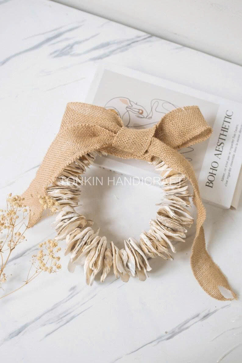 Oyster Round Wreath 2 - TONKIN HANDICRAFT