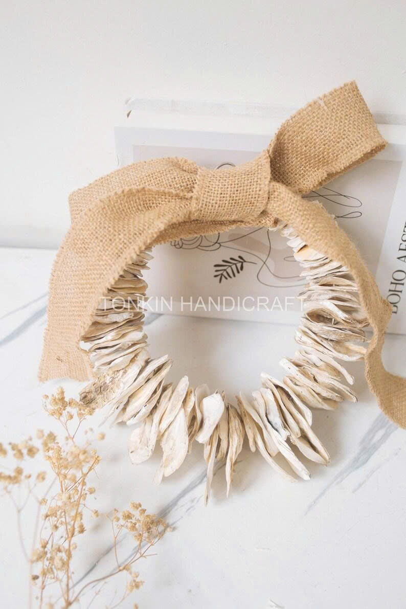 Oyster Round Wreath 2 - TONKIN HANDICRAFT