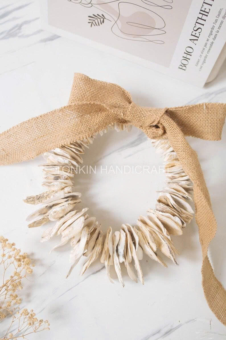 Oyster Round Wreath 2 - TONKIN HANDICRAFT