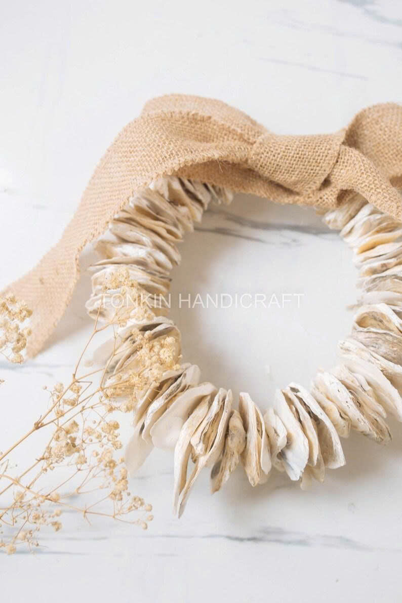 Oyster Round Wreath 2 - TONKIN HANDICRAFT