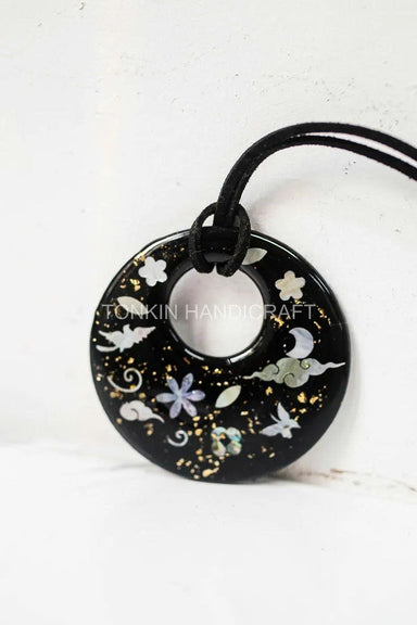 Mother of Pearl Necklace Suede Leather String 1 - TONKIN HANDICRAFT