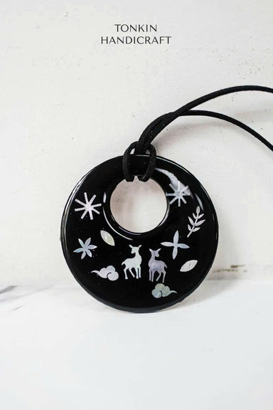 Mother of Pearl Necklace Suede Leather String 1 - TONKIN HANDICRAFT