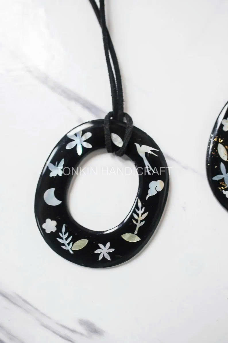 Mother of Pearl Necklace Suede Leather String 2 - TONKIN HANDICRAFT